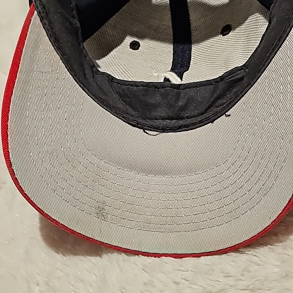 Atlanta Braves Red billed ball cap - Picture 6 of 8